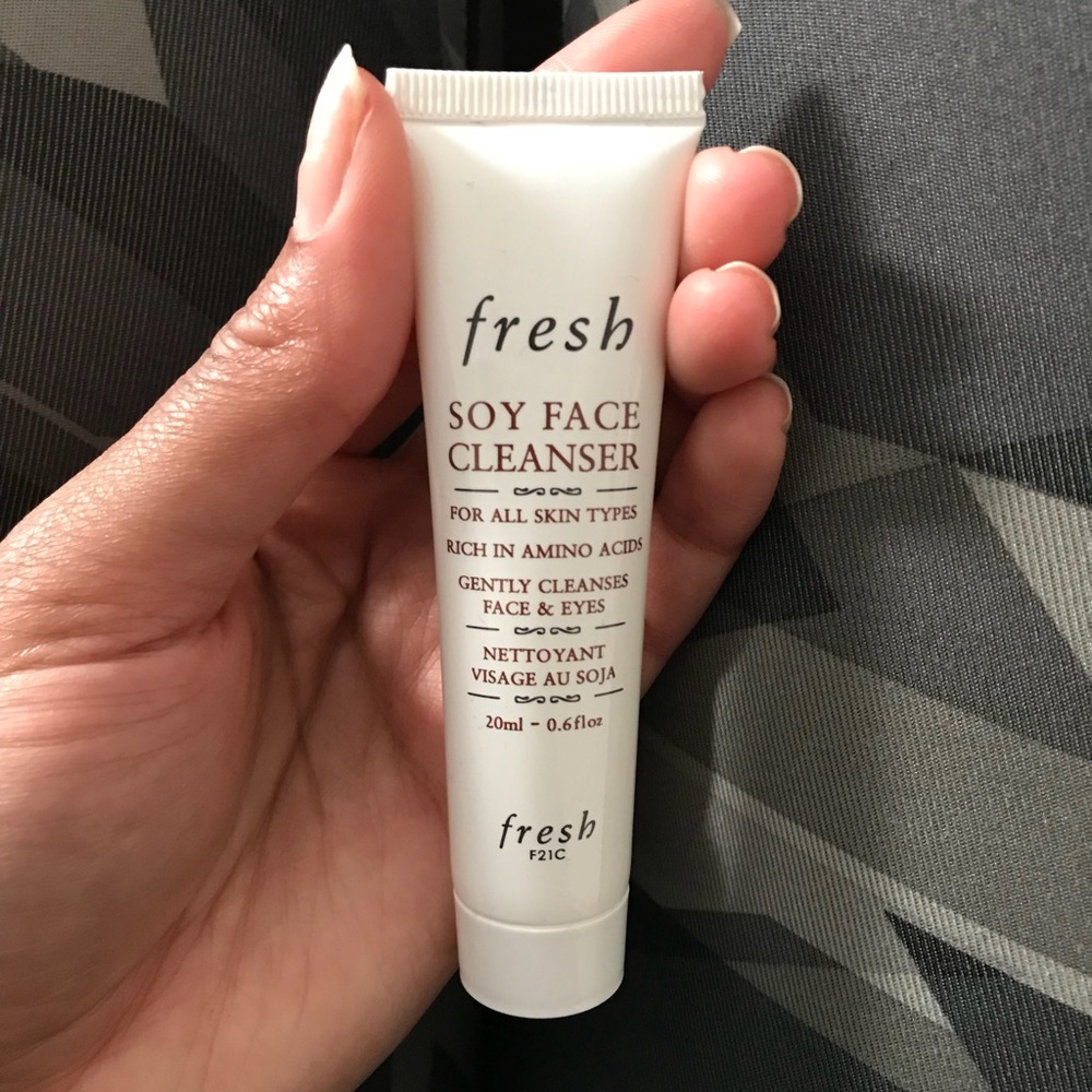 Fresh Soy Face Cleanser & Mask ✨2 for 1✨